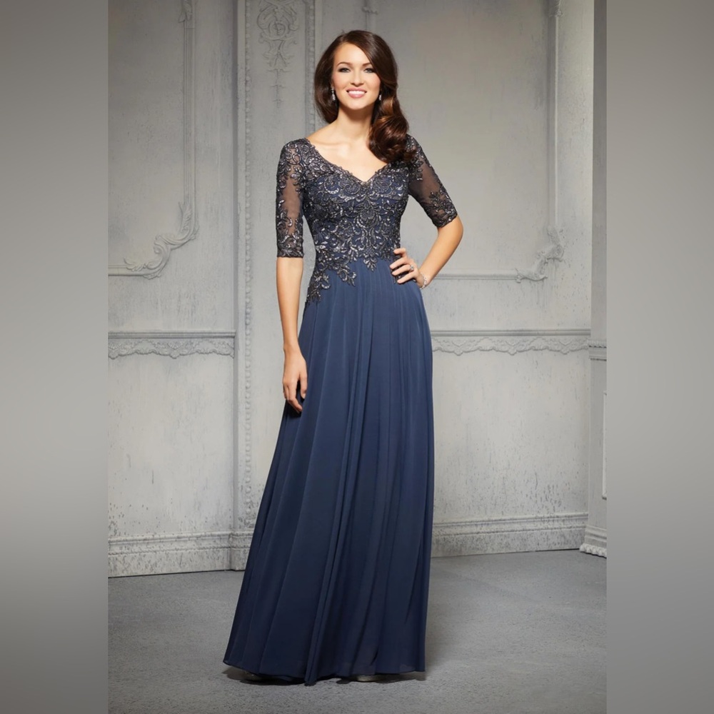 MGNY NWT Madeline Gardner New York Beaded Navy  Formal Gown 72028-‎ Size 18